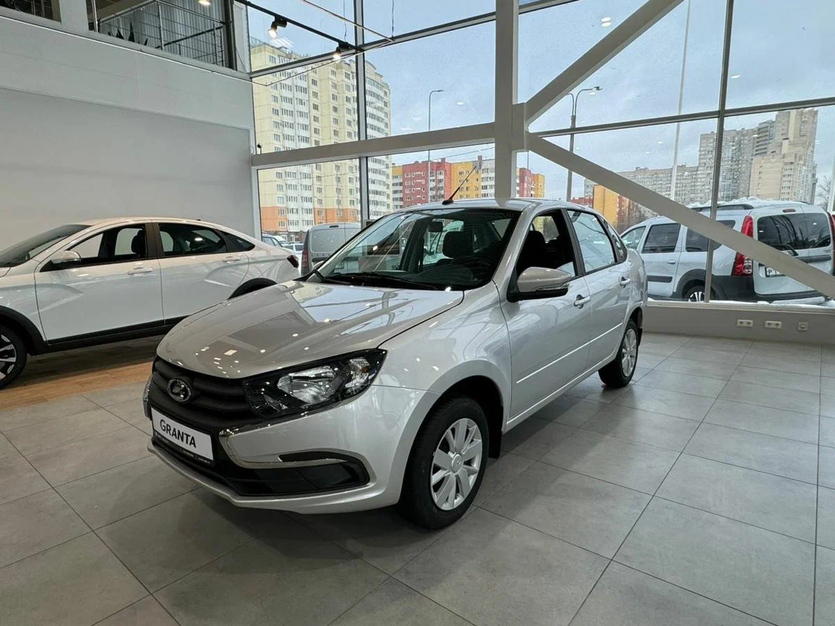 Lada Granta Седан в Ставрополь - фото №1